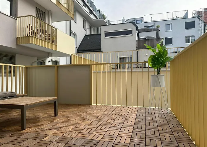 Modern I Parking I Viyana